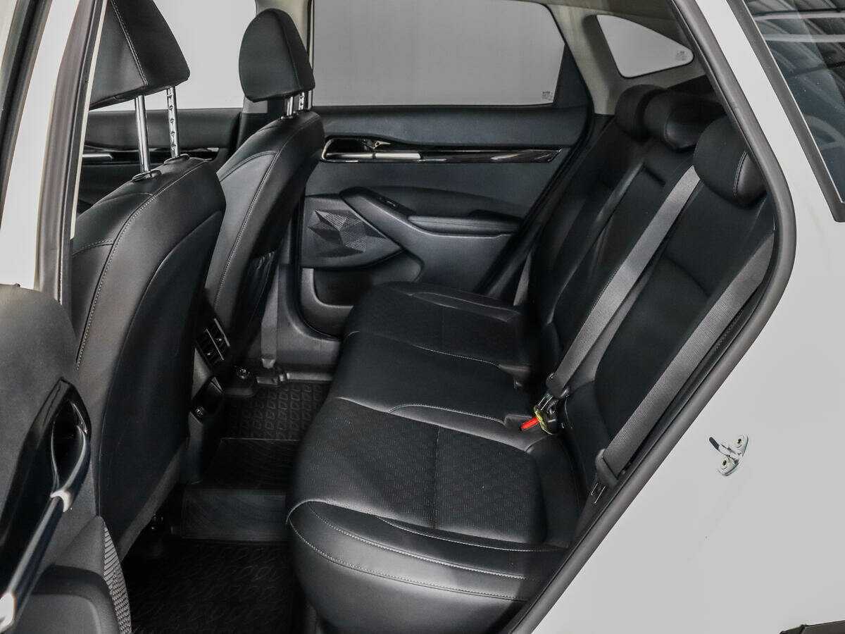 Купить Kia Seltos с пробегом. Фото: #9