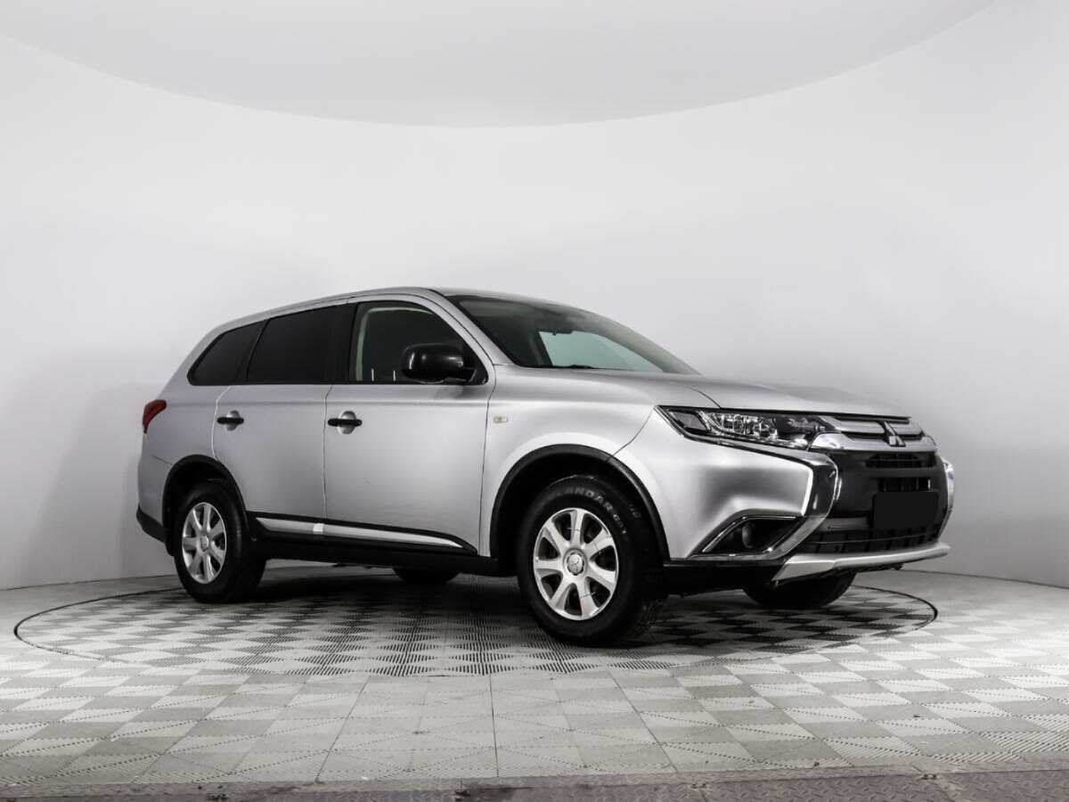 Купить Mitsubishi Outlander с пробегом. Фото: #2