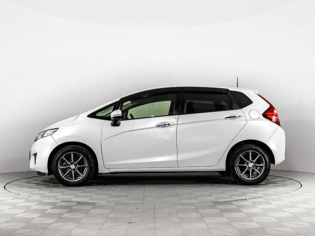 Купить Honda Fit с пробегом. Фото: #3
