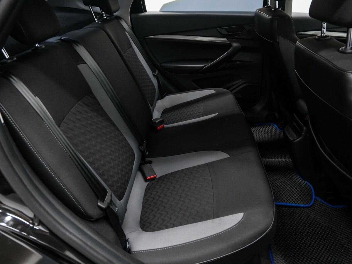 Купить Lada (ВАЗ) Vesta с пробегом. Фото: #10