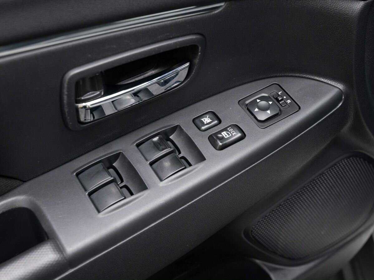 Продажа Б/У Митсубиши АС-Икс. Фото: #17