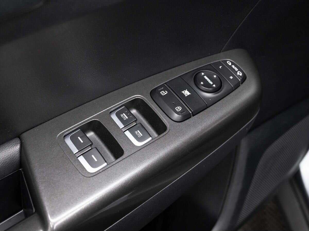 Купить Kia Sportage с пробегом. Фото: #22