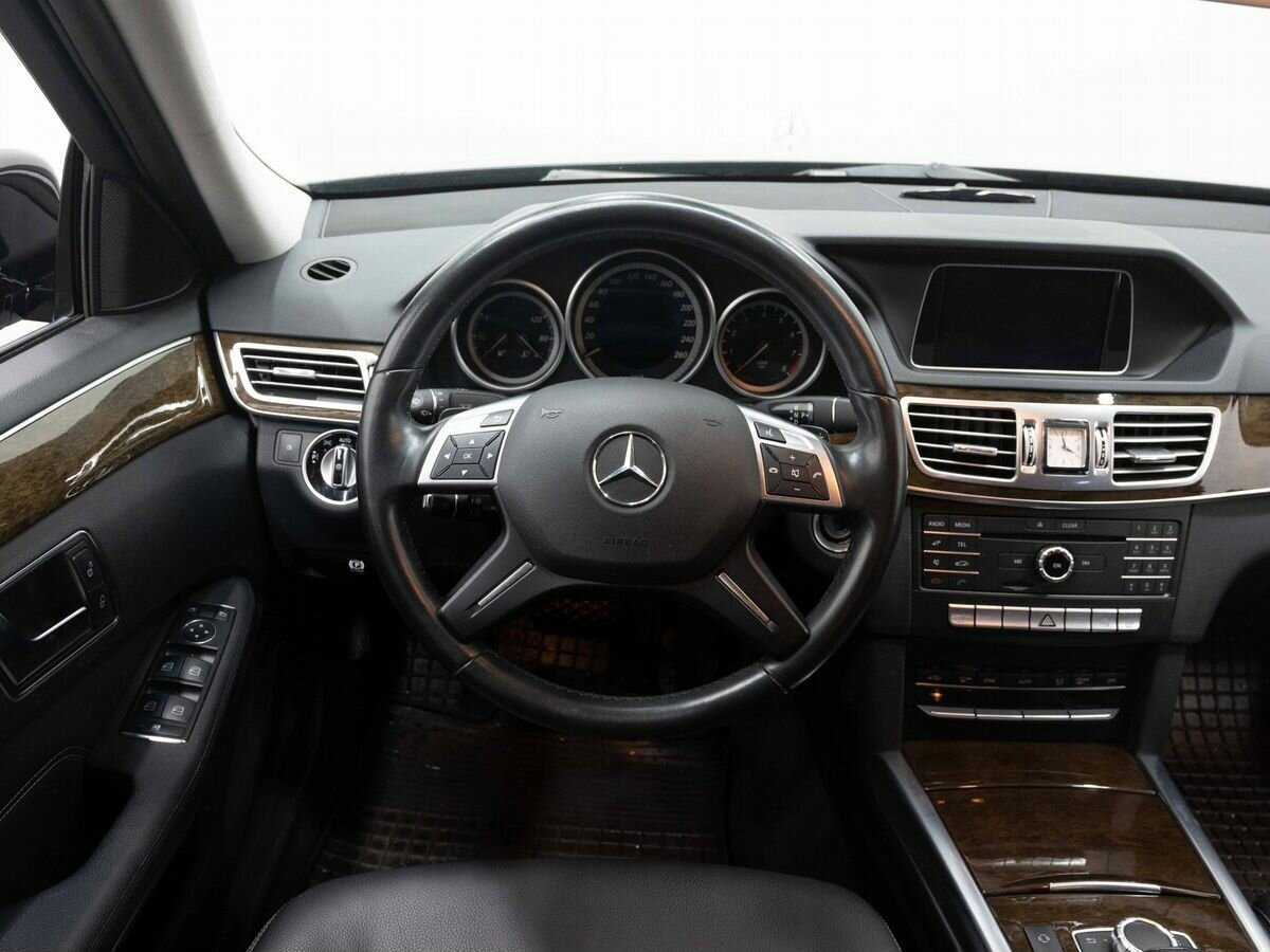 Купить Mercedes-Benz E-Класс с пробегом. Фото: #16