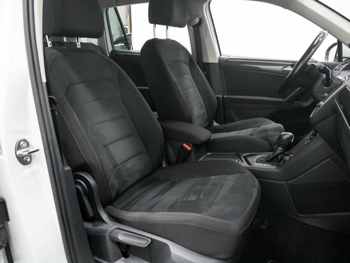 Купить Volkswagen Tiguan с пробегом. Фото: #9