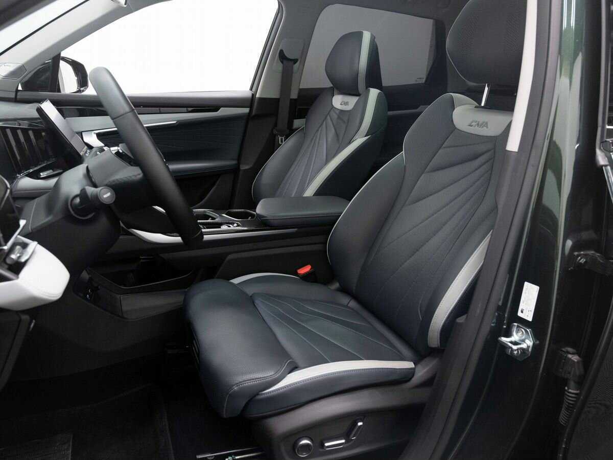 Купить Geely Atlas с пробегом. Фото: #9