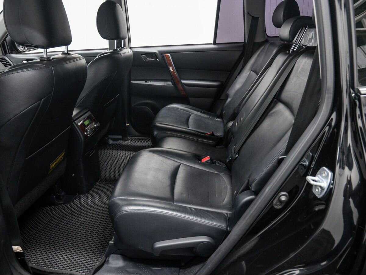 Купить Toyota Highlander с пробегом. Фото: #12