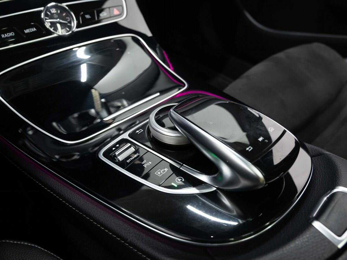 Купить Mercedes-Benz E-Класс с пробегом. Фото: #20