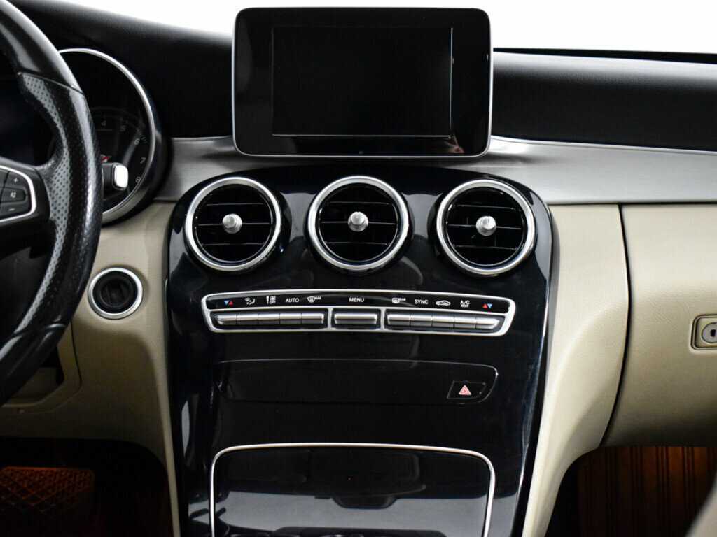 Купить Mercedes-Benz C-Класс с пробегом. Фото: #10