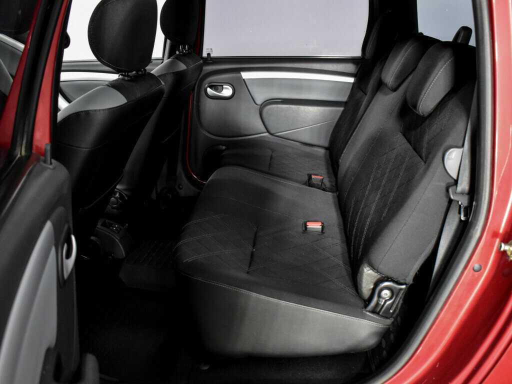 Продажа Б/У Лада (ВАЗ) Ларгус. Фото: #9