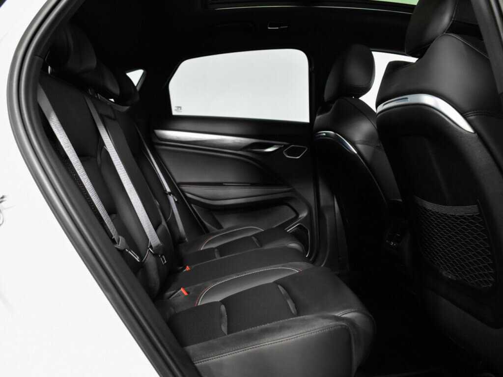 Купить Geely Tugella с пробегом. Фото: #9