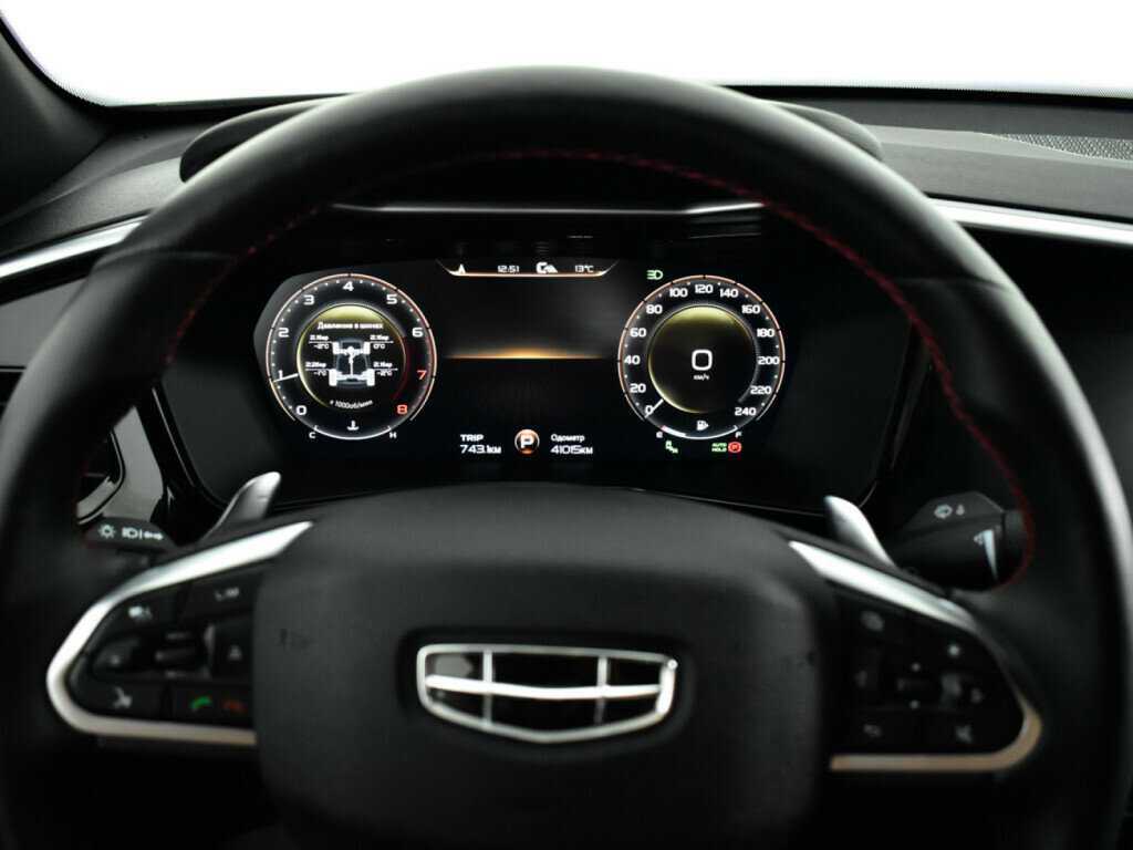 Купить Geely Tugella с пробегом. Фото: #10