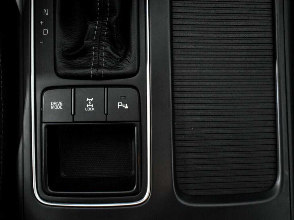 Купить Kia Sorento с пробегом. Фото: #9