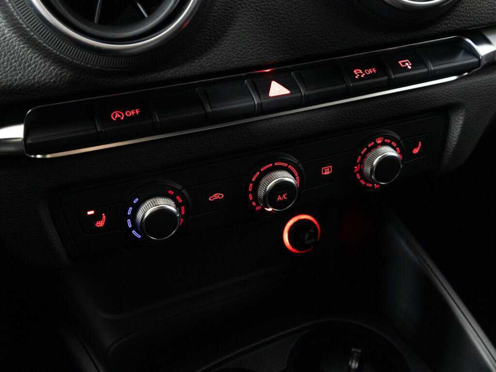 Купить Audi A3 с пробегом. Фото: #15