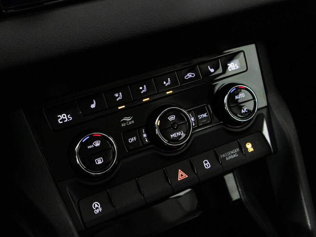 Купить Skoda Karoq с пробегом. Фото: #15