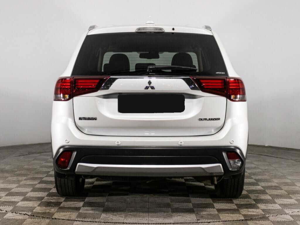 Купить Mitsubishi Outlander с пробегом. Фото: #5