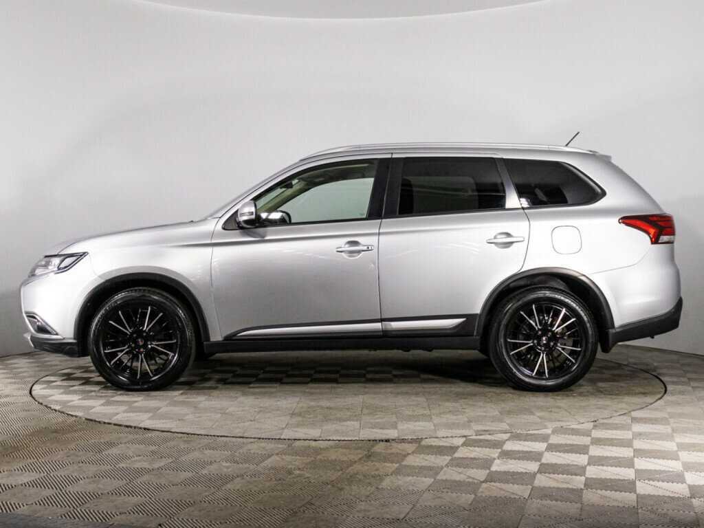 Купить Mitsubishi Outlander с пробегом. Фото: #7