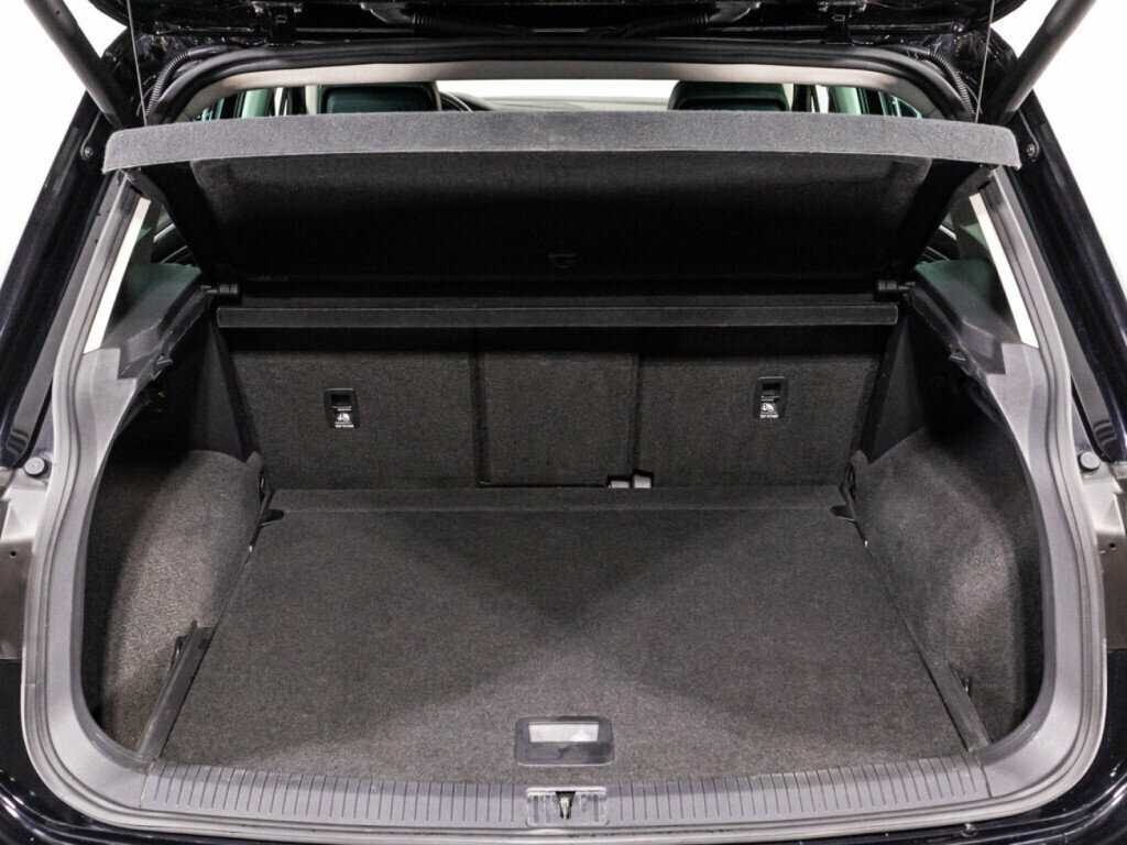 Купить Volkswagen Tiguan с пробегом. Фото: #14