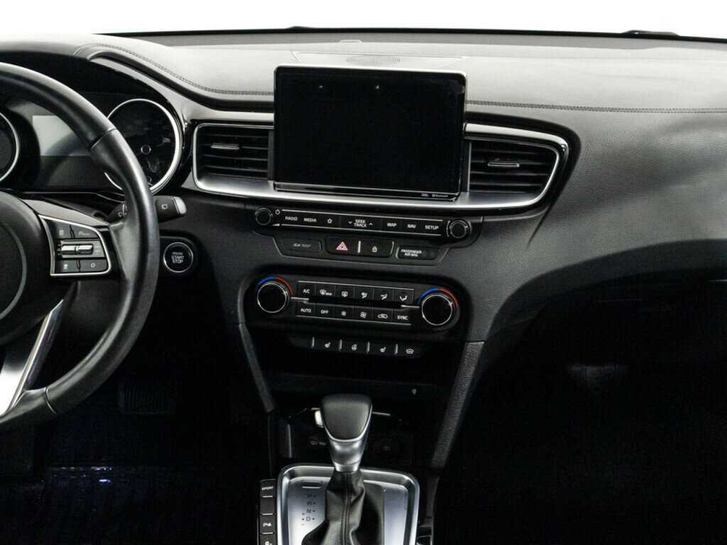 Купить Kia Ceed с пробегом. Фото: #13