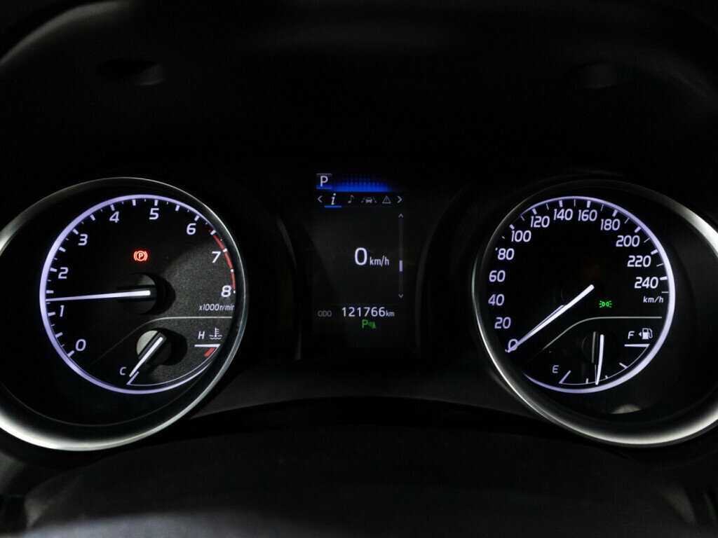 Купить Toyota Camry с пробегом. Фото: #11
