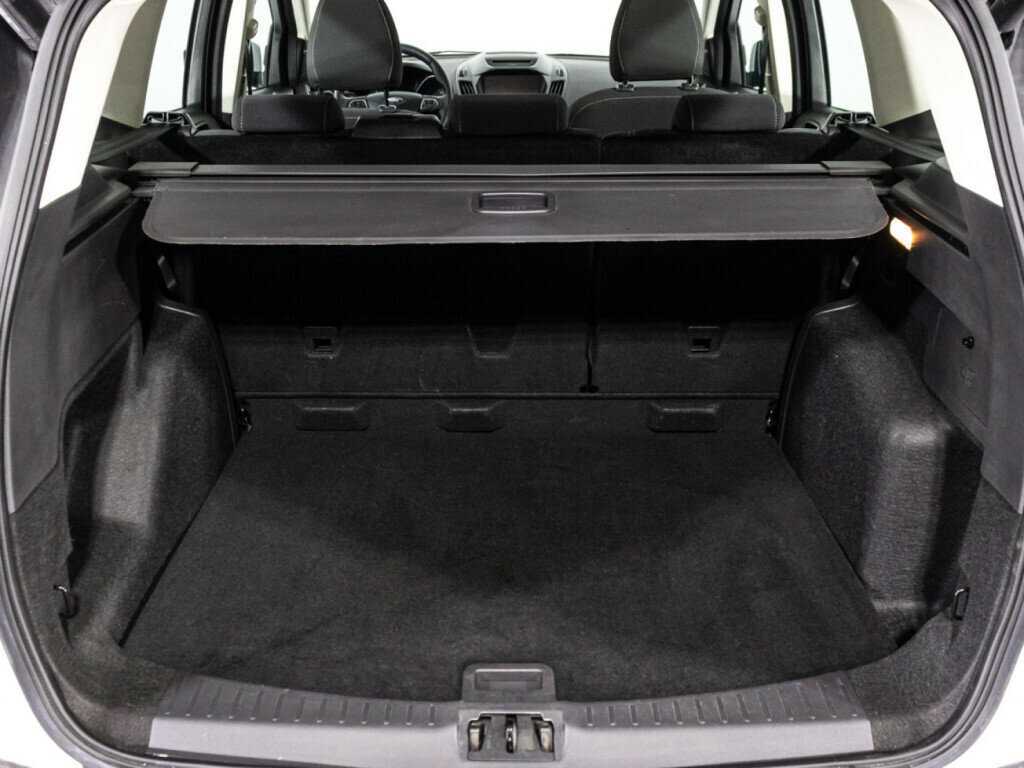 Купить Ford Kuga с пробегом. Фото: #14