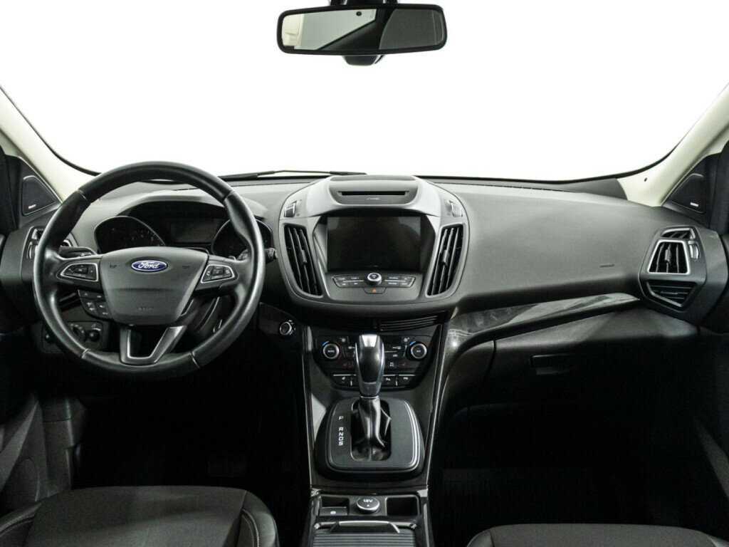 Купить Ford Kuga с пробегом. Фото: #12