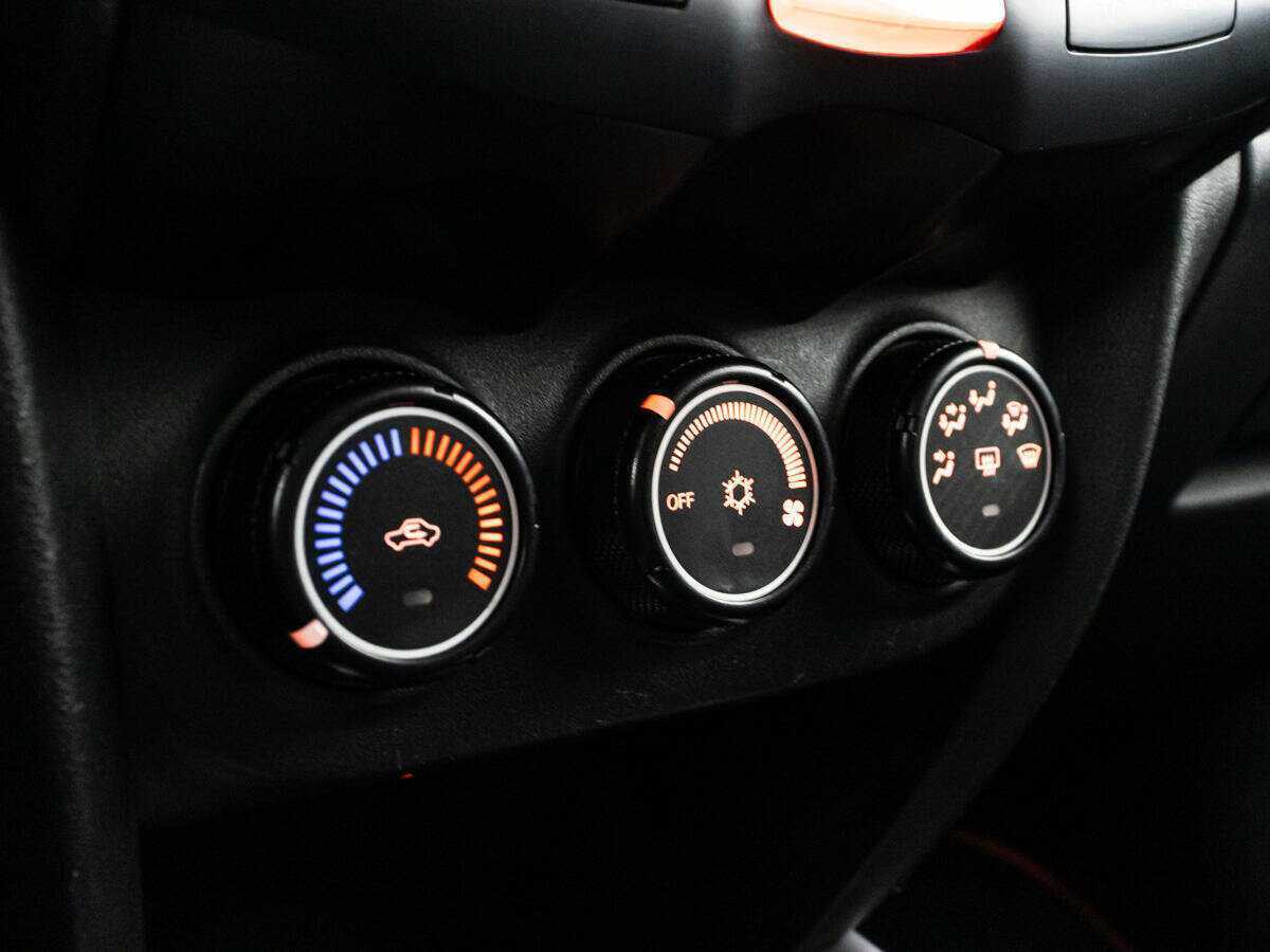 Продажа Б/У Митсубиши АС-Икс. Фото: #14