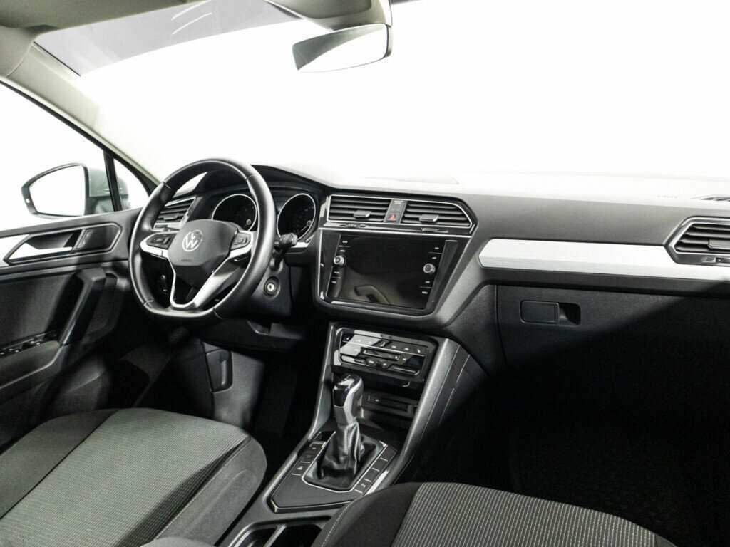 Купить Volkswagen Tiguan с пробегом. Фото: #8