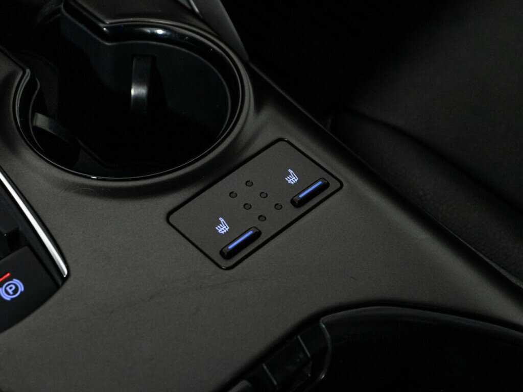 Купить Toyota Camry с пробегом. Фото: #15