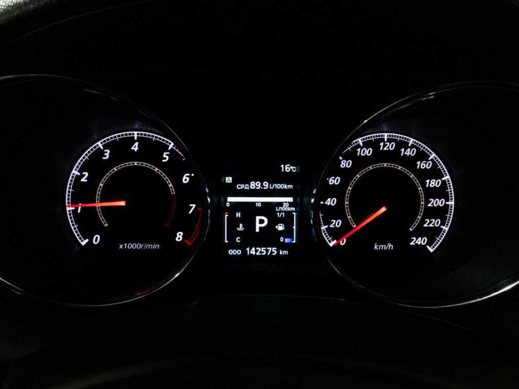 Продажа Б/У Митсубиши АС-Икс. Фото: #11