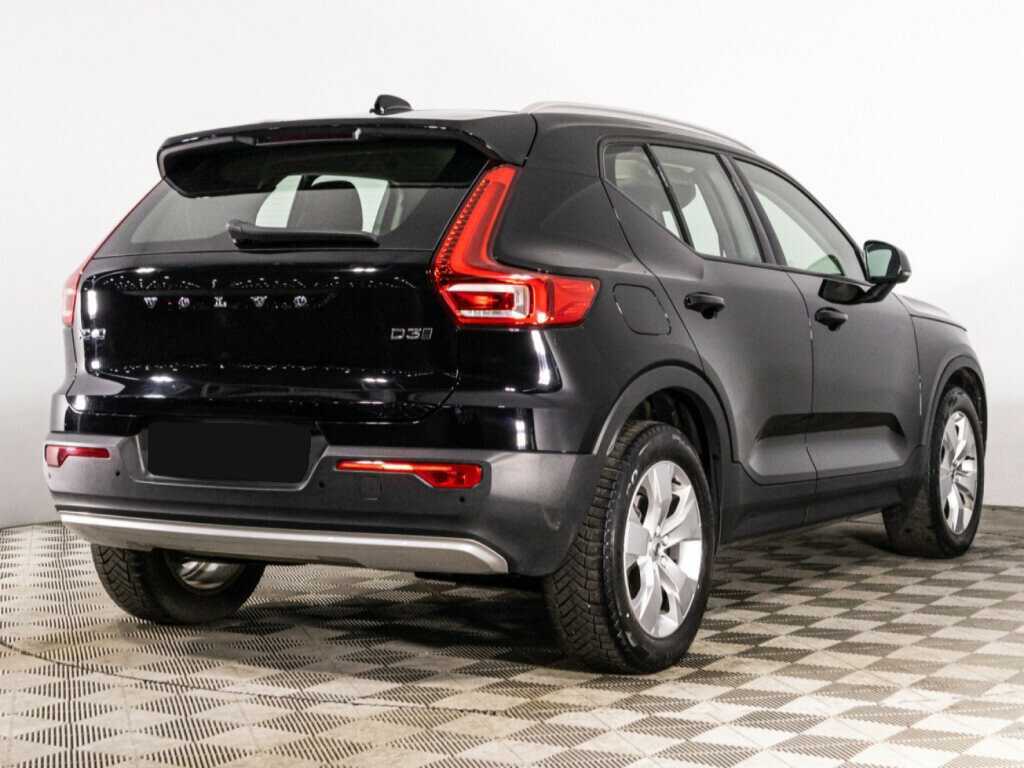 Купить Volvo XC40 с пробегом. Фото: #4