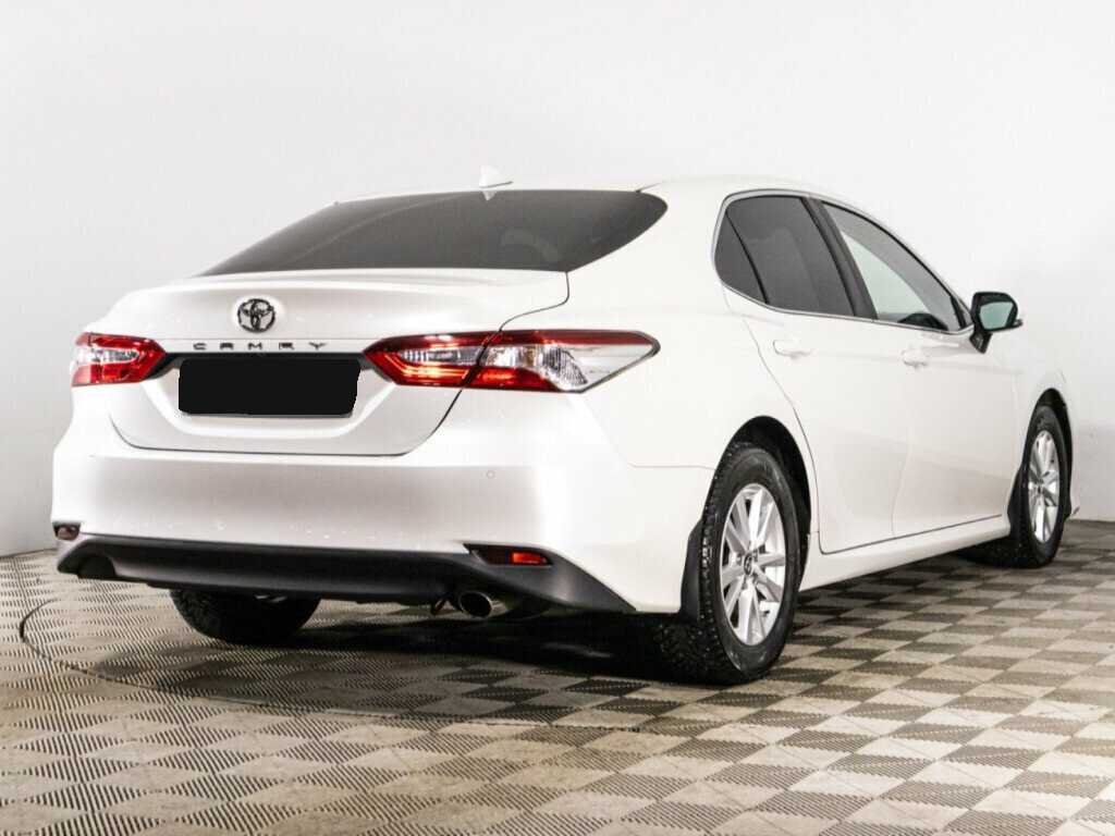 Купить Toyota Camry с пробегом. Фото: #4