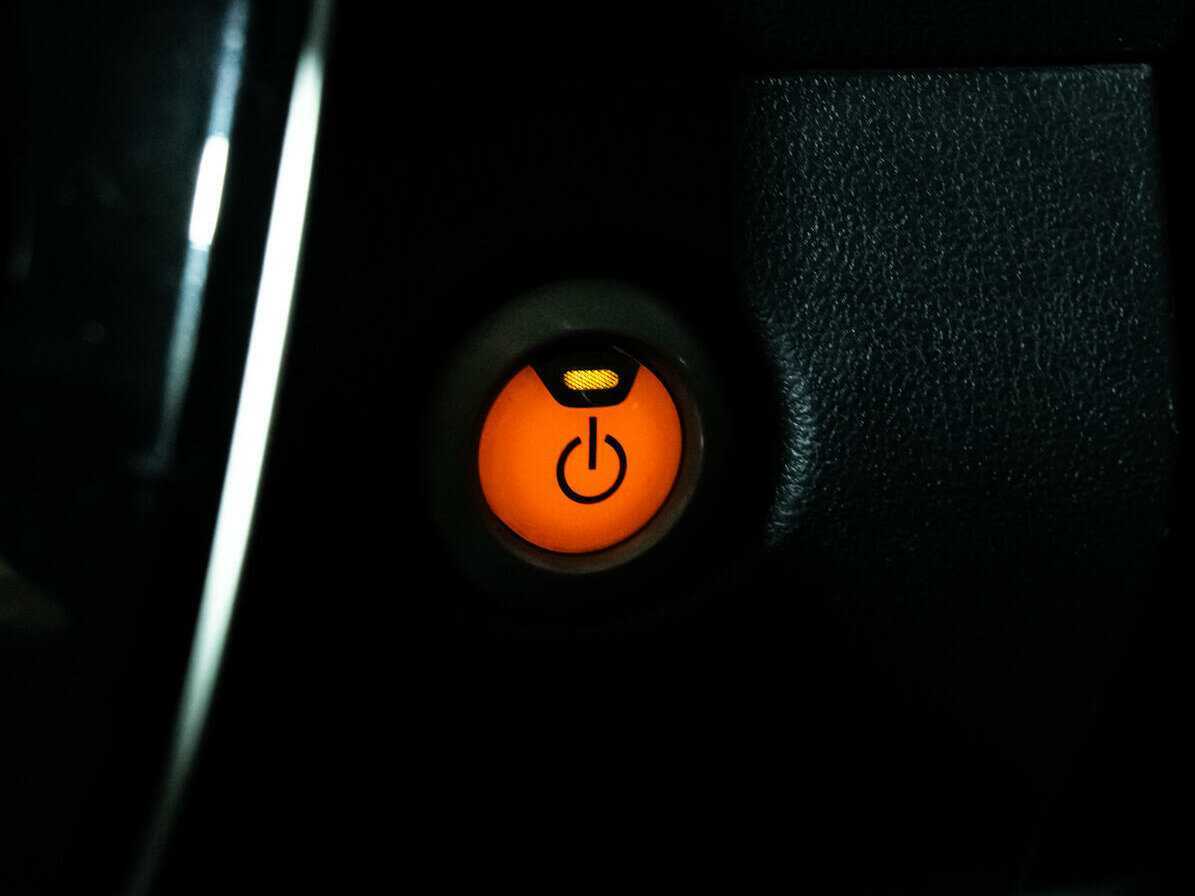 Купить Nissan Leaf с пробегом. Фото: #12