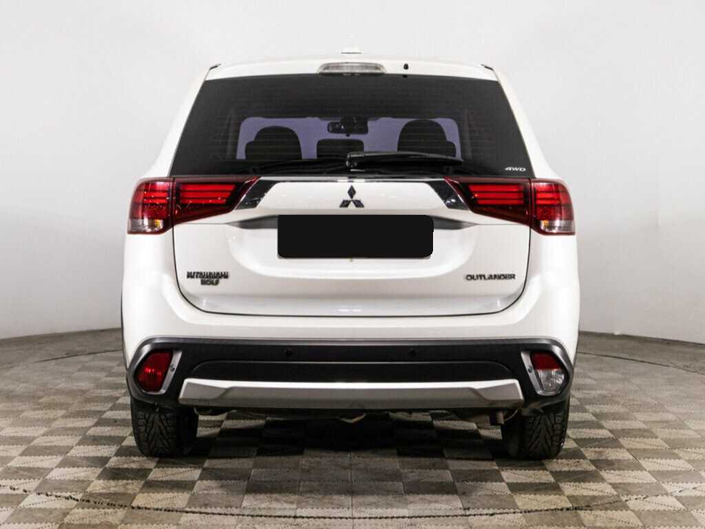 Купить Mitsubishi Outlander с пробегом. Фото: #5