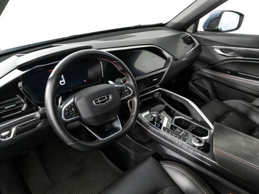 Купить Geely Tugella с пробегом. Фото: #10