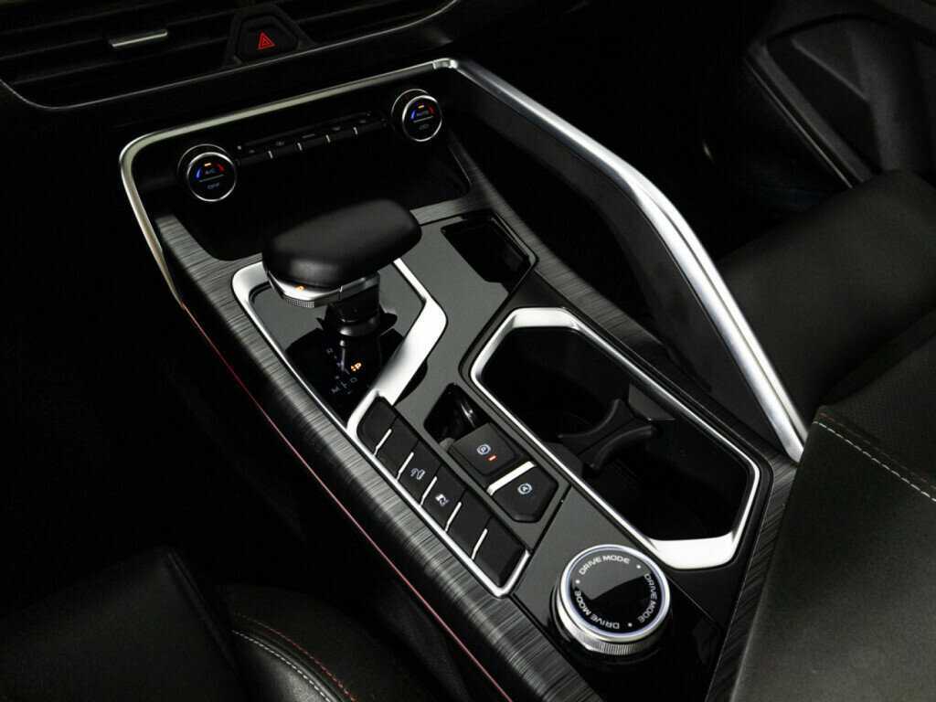 Купить Geely Tugella с пробегом. Фото: #19