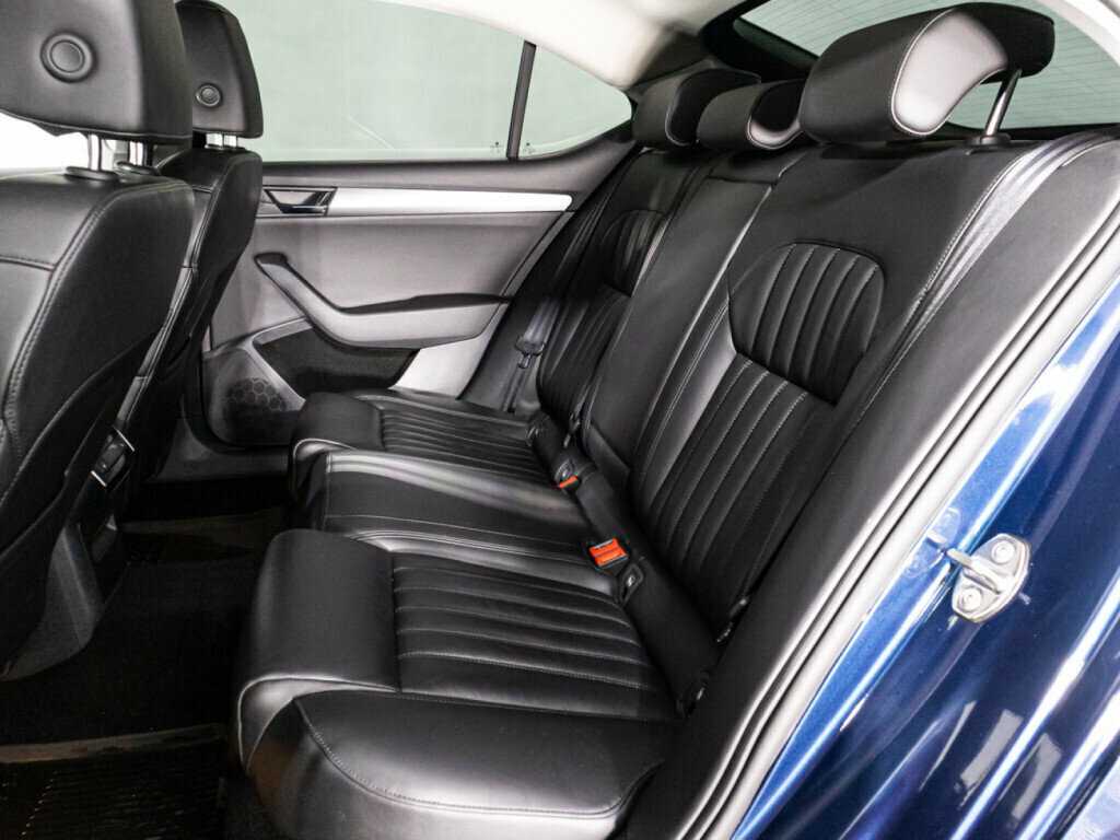 Купить Skoda Superb с пробегом. Фото: #9