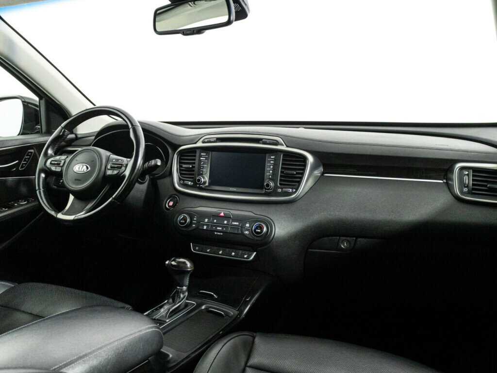Купить Kia Sorento с пробегом. Фото: #8