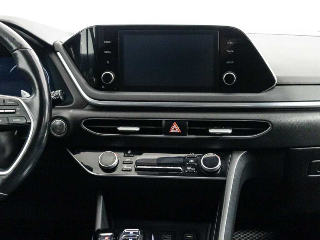 Купить Hyundai Sonata с пробегом. Фото: #13