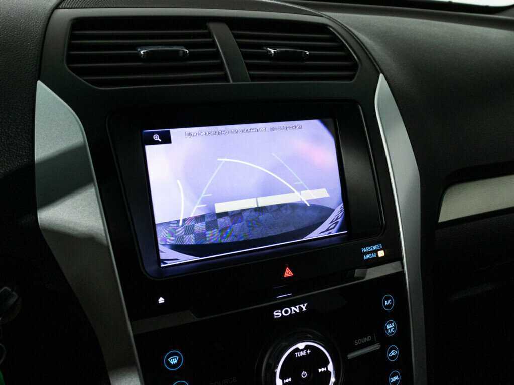 Купить Ford Explorer с пробегом. Фото: #16