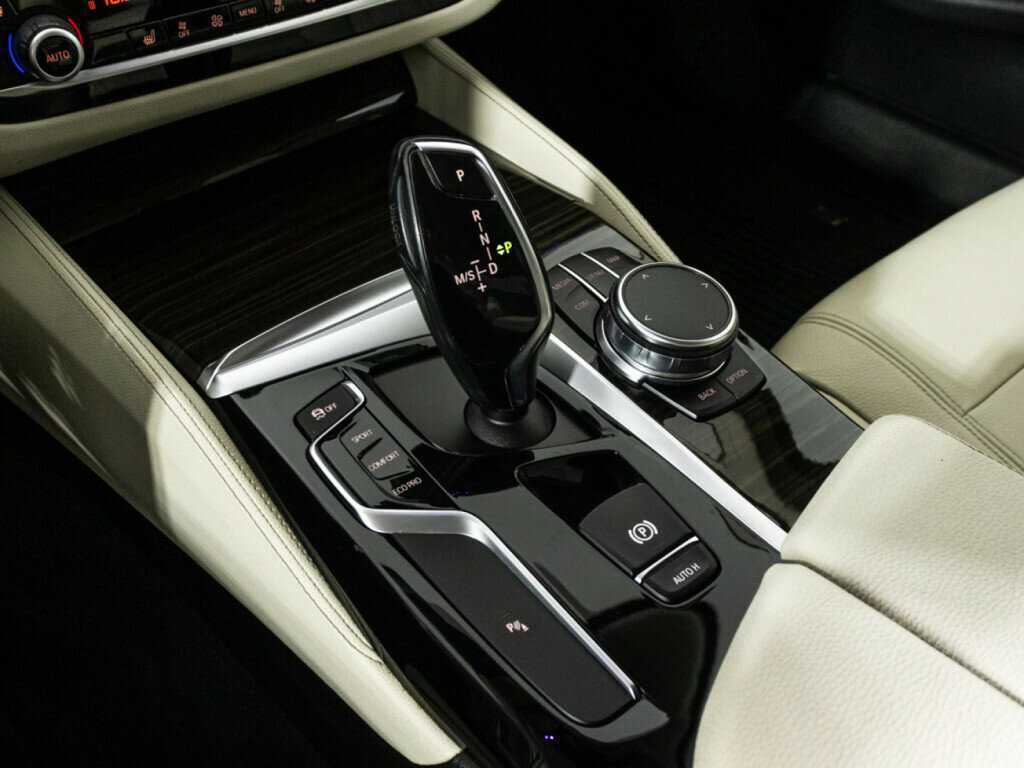 Купить BMW 5 серии с пробегом. Фото: #19