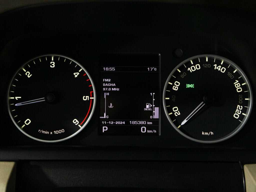 Купить Land Rover Discovery с пробегом. Фото: #11