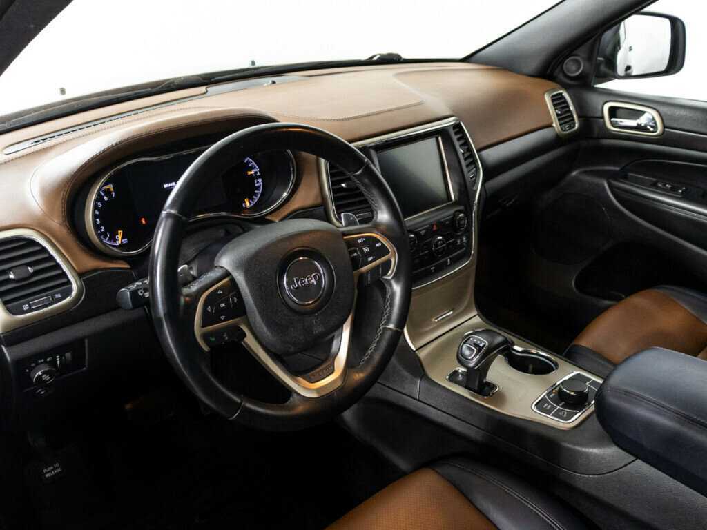 Купить Jeep Grand Cherokee с пробегом. Фото: #10