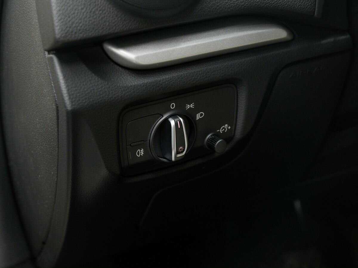 Купить Audi A3 с пробегом. Фото: #17