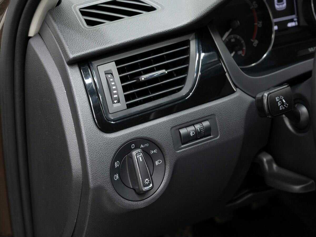 Продажа Б/У Шкода Рапид. Фото: #20