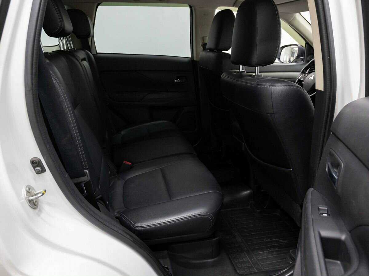 Продажа Б/У Митсубиши Оутлэндер. Фото: #11