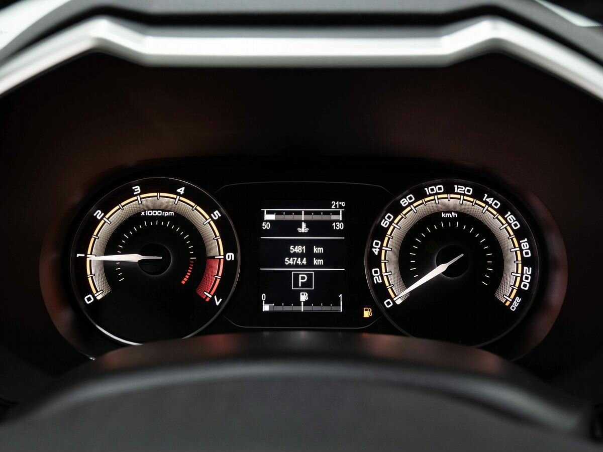 Купить Lada (ВАЗ) Vesta с пробегом. Фото: #17