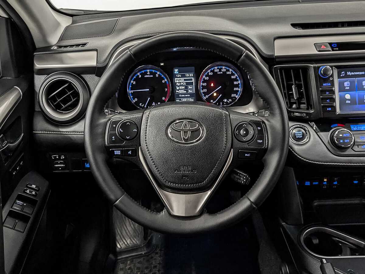 Купить Toyota RAV4 с пробегом. Фото: #21