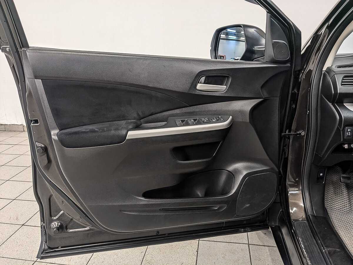 Купить Honda CR-V с пробегом. Фото: #17