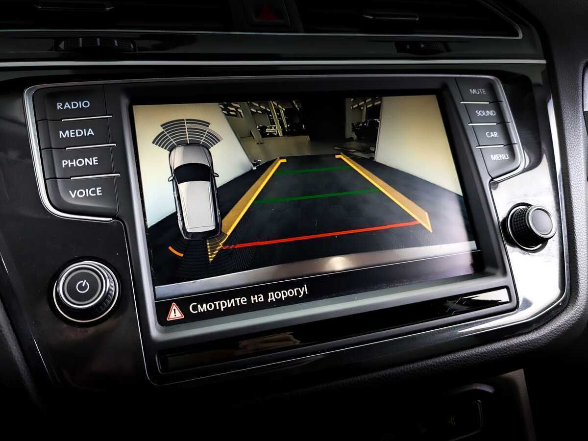 Купить Volkswagen Tiguan с пробегом. Фото: #25