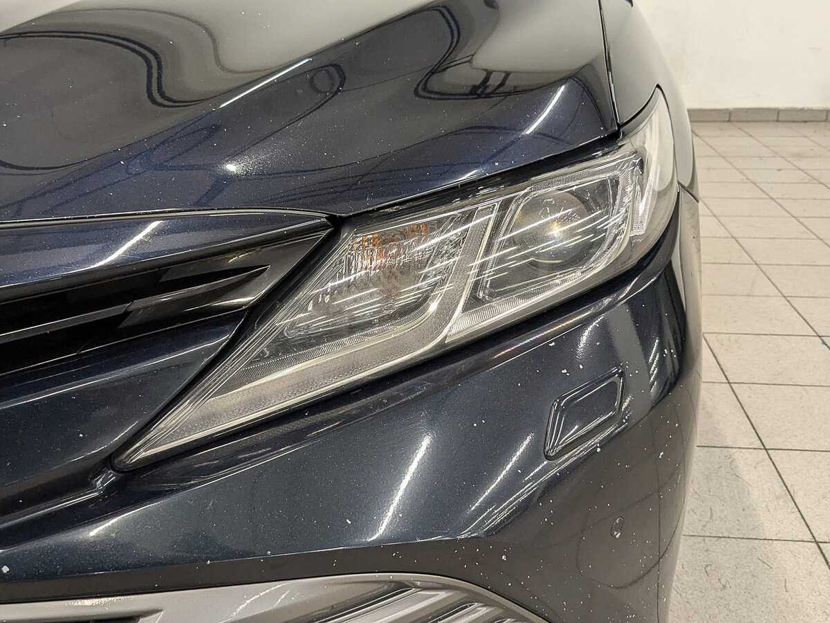 Купить Toyota Camry с пробегом. Фото: #10